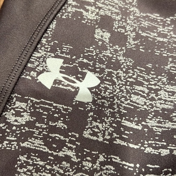 UNDER ARMOUR COMPRESSION PANTS #1417, size medium - Picture 3 of 8